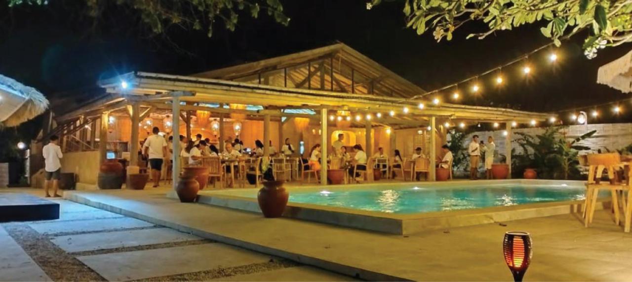 Bungalow Cafe Gili Beachfront Gili Meno Esterno foto
