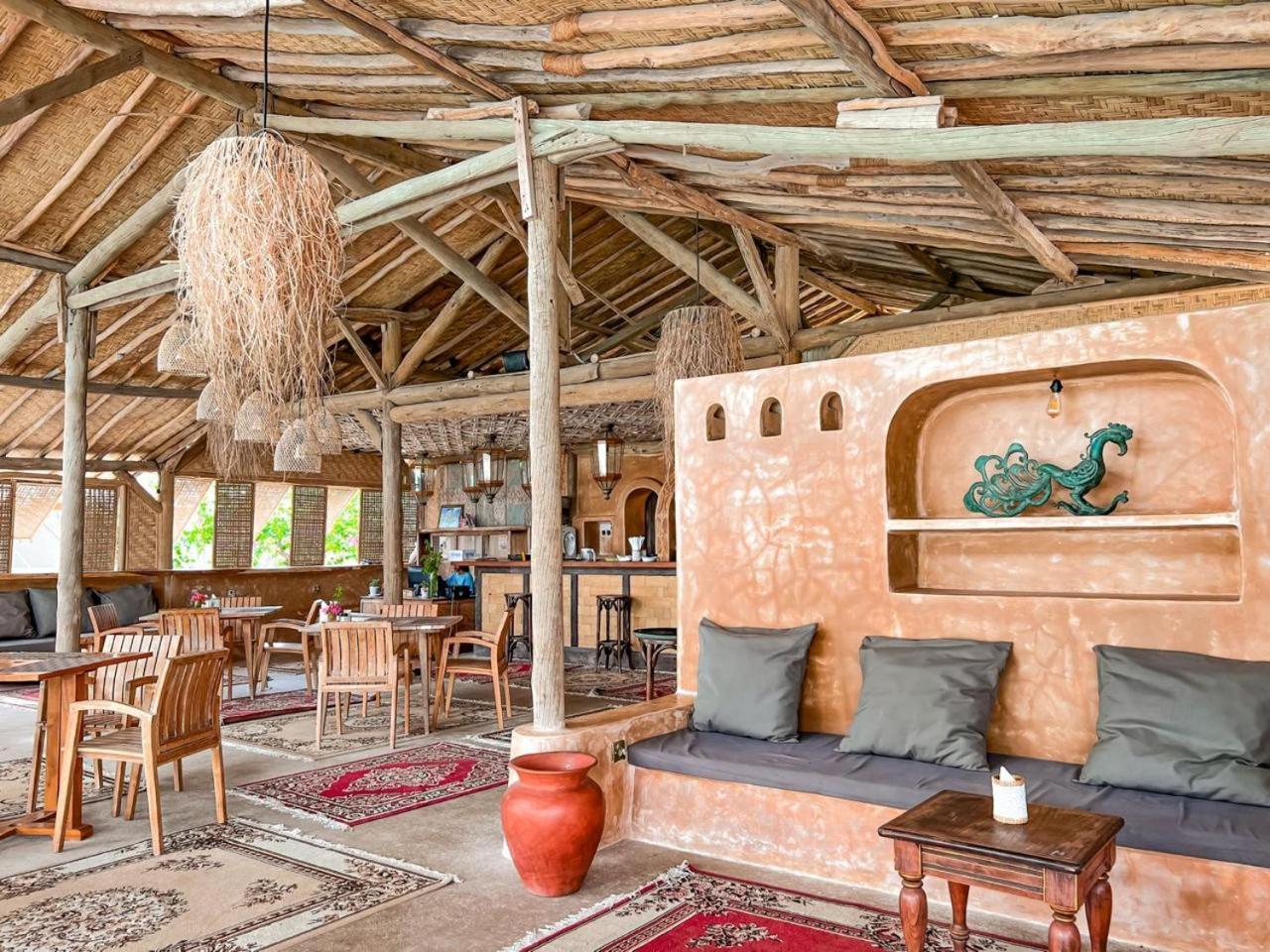 Bungalow Cafe Gili Beachfront Gili Meno Esterno foto
